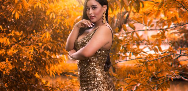 Model - Abby Marshall joi