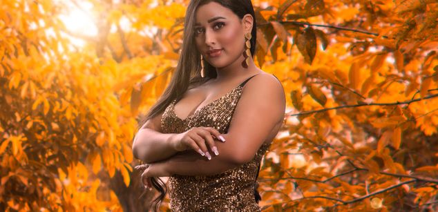 Model - Abby Marshall joi