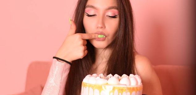 Model - Lilian bigass