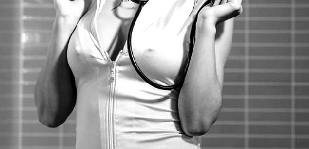 Model - AlyssiaJade smoking