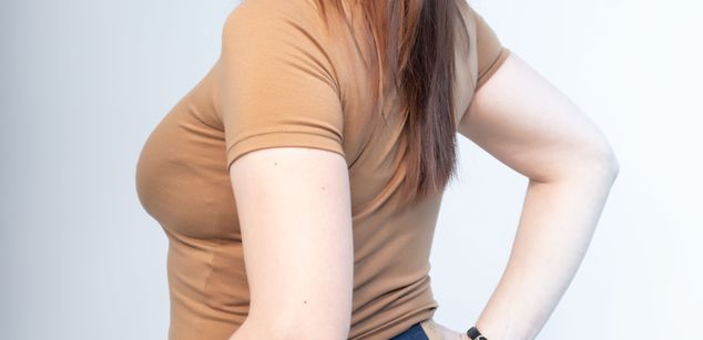 Model - MeganBeakee bigboobs