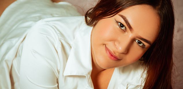 Model - Vanessa Taylor squirt