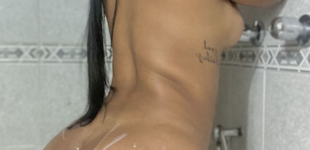 Model - Abby Marshall joi