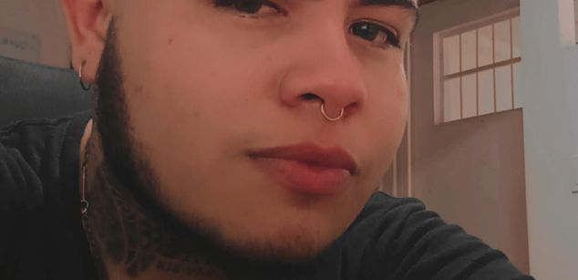 Model - Joel_Salazar pussy