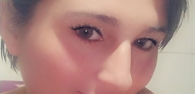 Model - Maruli juguetona