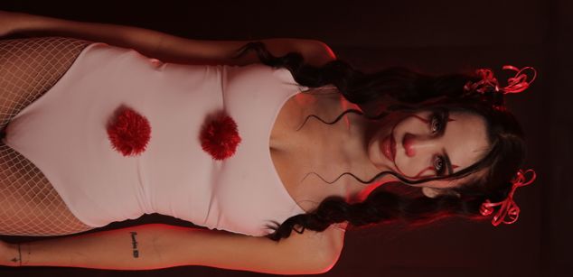 Model - KylieWhite joi