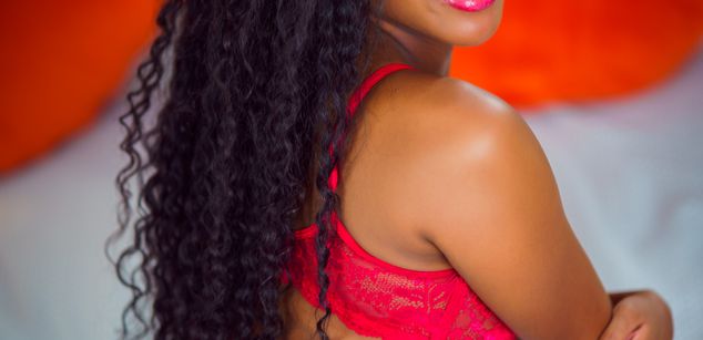 Model - CrystalMartinez fingering