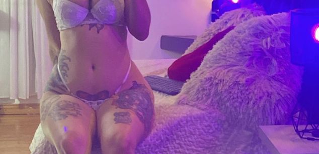 Model - Lilith Rosee bigass