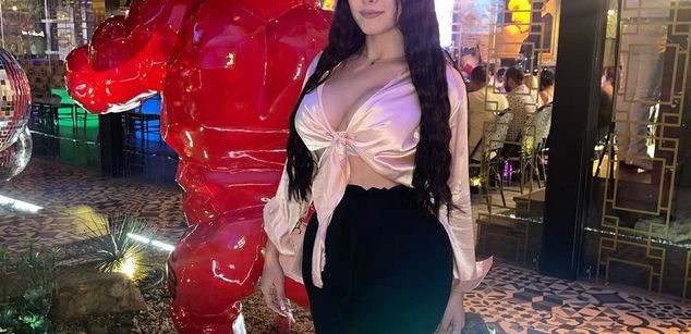 Model - Cloe whitex cei