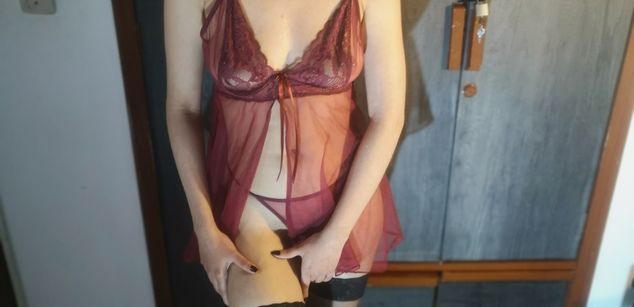 Model - rukkia findom