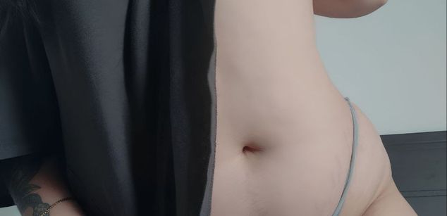 Model - WendiCream fingering