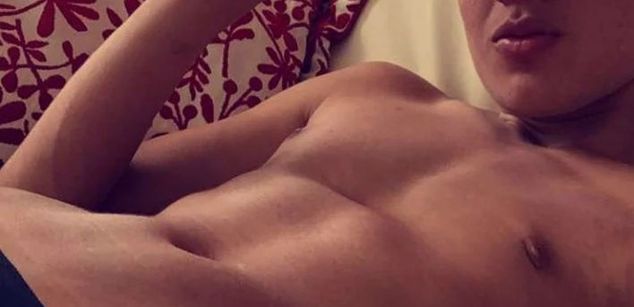 Model - Diego_vergara_ submissive