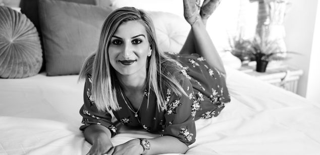 Model - AlexaWeld smoking