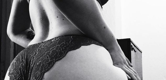 Model - Sonya Rosalian bigass