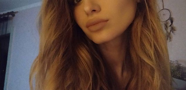 Model - Young Lady taboo