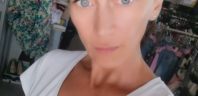 Model - Tina Crazy cuckold