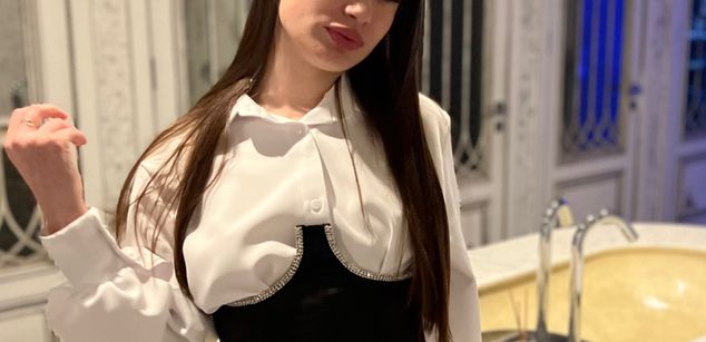 Model - Evelina love