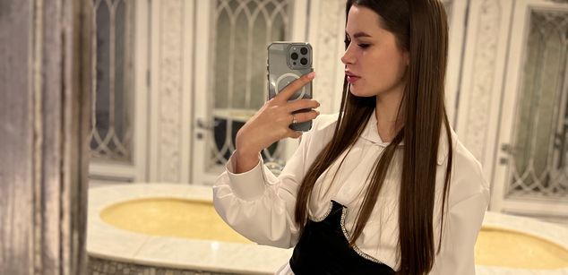 Model - Evelina love