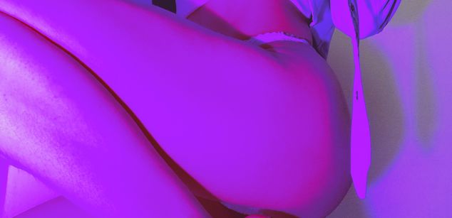 Model - kitty bigass