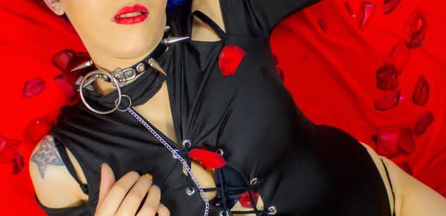 Model - Marie Morgasn BBW