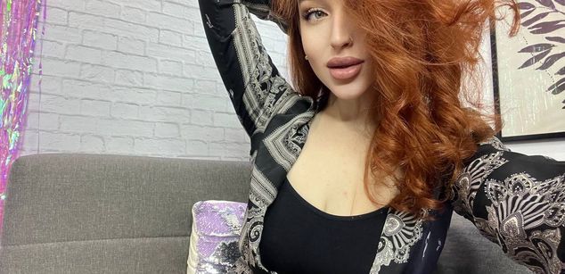 Model - AmberHeart bigass