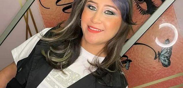 Model - PaisaLatina friendly