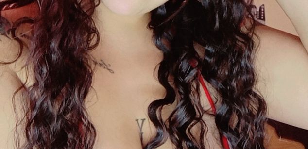 Model - AngelyDirtySquirt bdsm