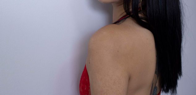 Model - LenyLucca joi