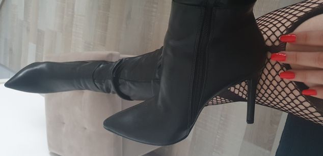 Model - Goddess Black Cat joi