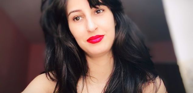 Model - LysAddiction allnatural