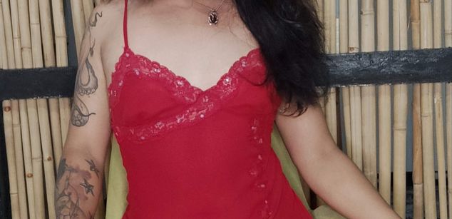 Model - asian tranny cum