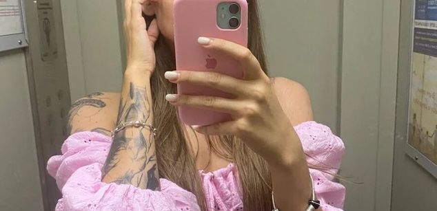 Model - NaomiLisss slim