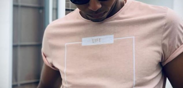 Model - Terrance Rock hang