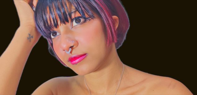 Model - shumy bigass