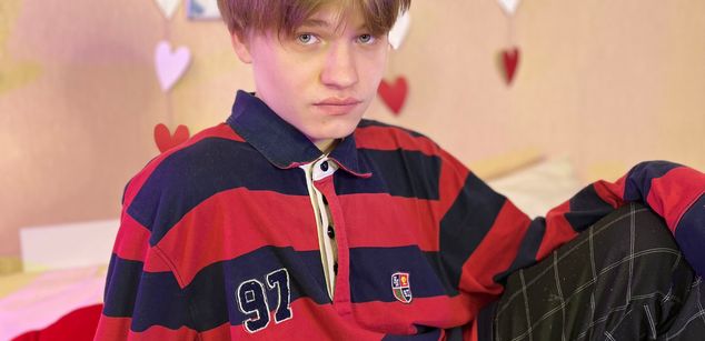 Model - Jeffrey footfetish