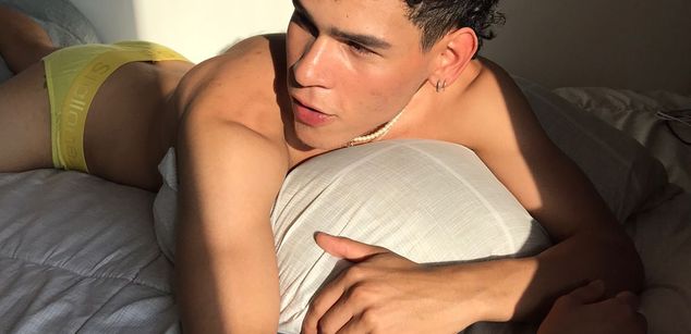 Model - Poysonsam bisexual