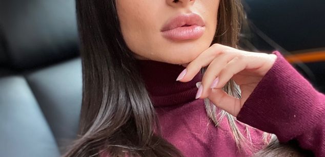 Model - ALYSSIA KENT mistress