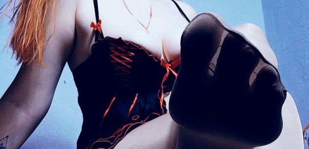 Model - Sonya Rosalian bigass