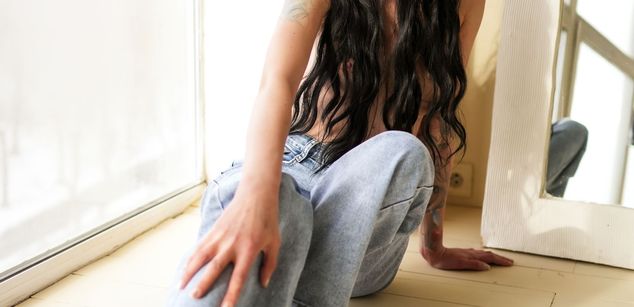 Model - Agata Stone shorthair