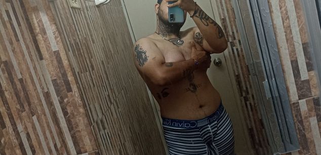 Model - Joel_Salazar pussy