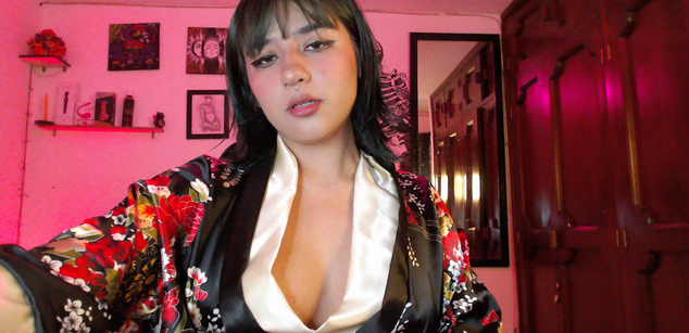 Model - raven gotic oil