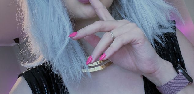 Model - Maxi Lipz findom