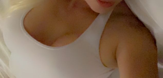 Model - ESTRELLA 520 orgasmos