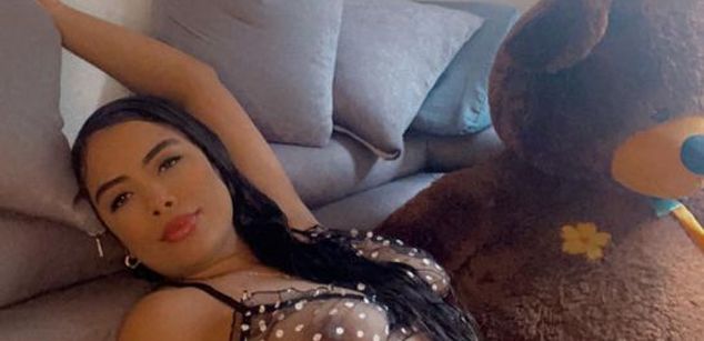 Model - AnnaKroes anal