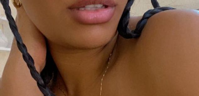 Model - AnnaKroes anal