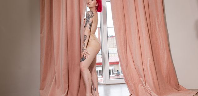 Model - Ada Wong cute