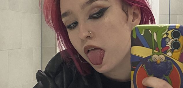 Model - Ada Wong cute