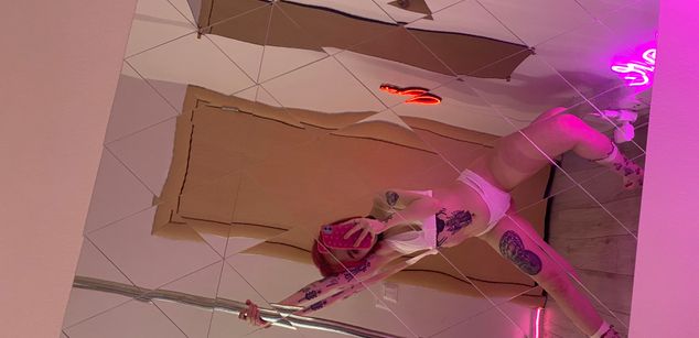 Model - Ada Wong cute