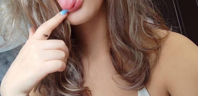 Model - Gia Paigee petit