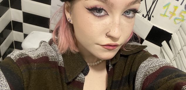 Model - Ada Wong cute